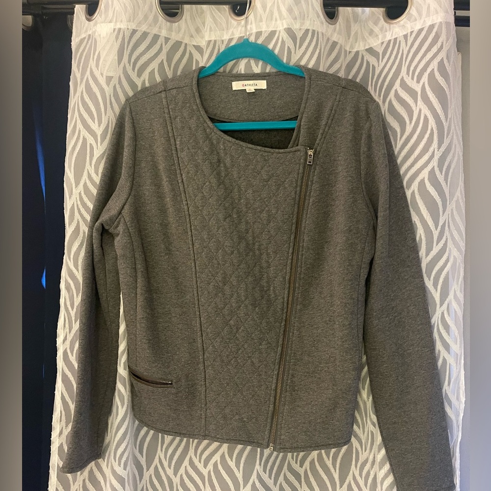Woman’s Athleta Jacket XL gray with zipper on sleeves unique cut barely worn